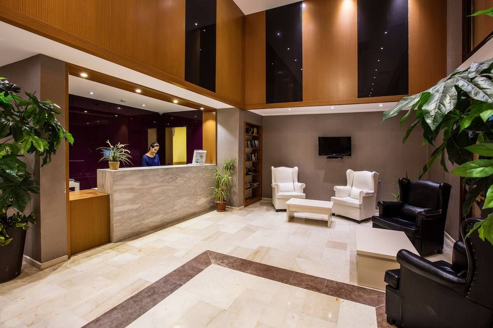City's Hill Hotel 2