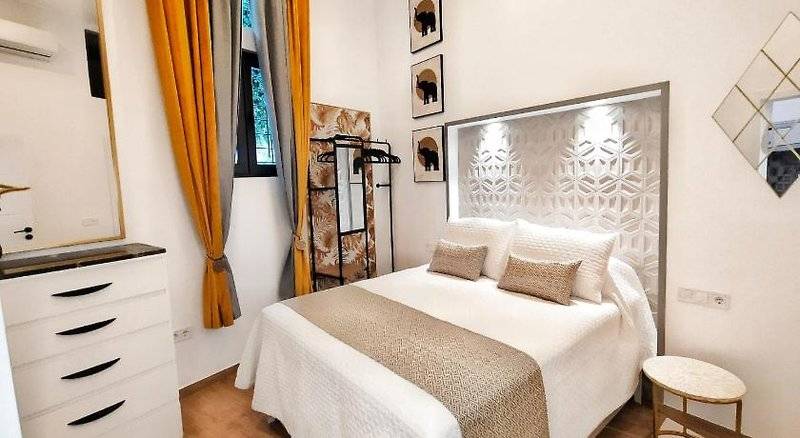 Apartamentos Buendia Suites - Torremolinos Centro 1