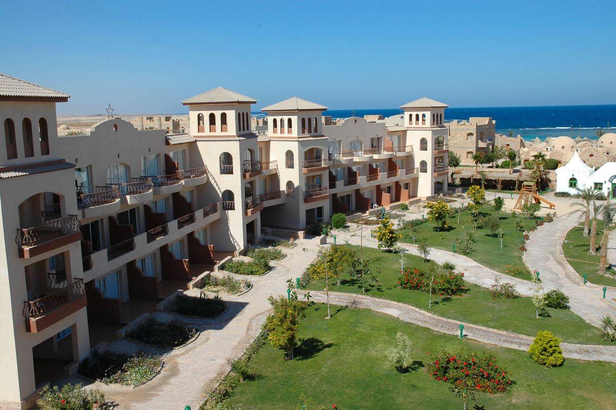 PENSEE BEACH RESORT 1