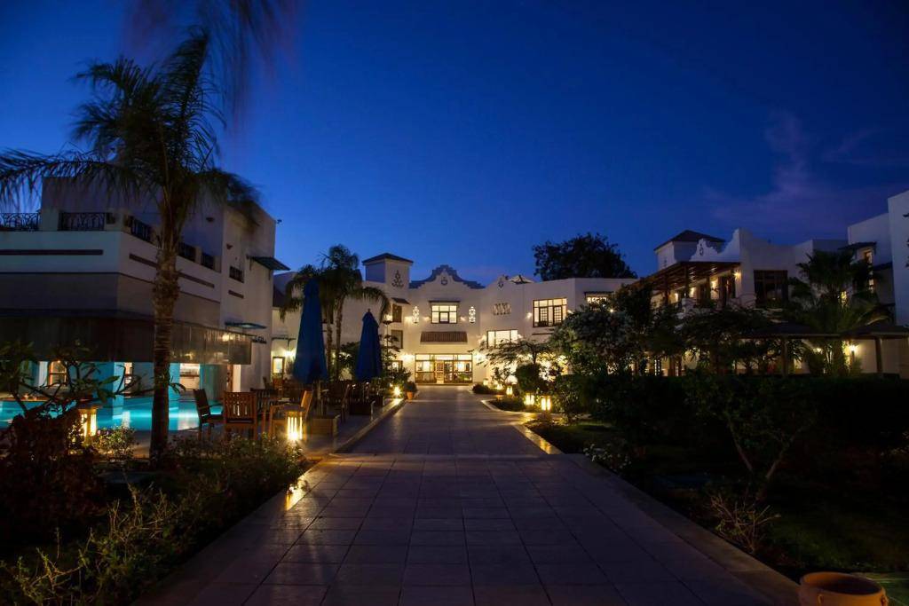 Lahami Bay Beach Resort 2