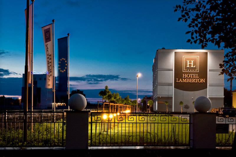 Hotel Lamberton 2