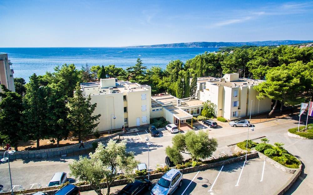 Villa Lovorka - Hotel Resort Dražica 1