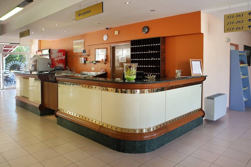 Villa Lovorka - Hotel Resort Dražica 2