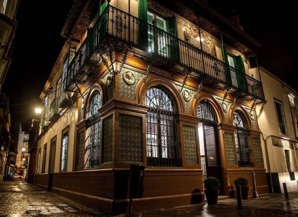 HOTEL TRIANA MONTALVAN 1