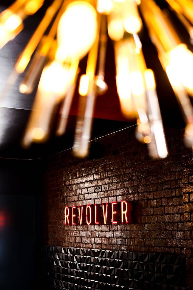 Revolver Glasgow 2