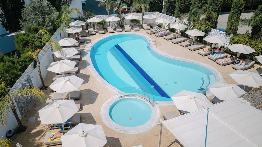 Gaia Sun N Blue Hotel 1