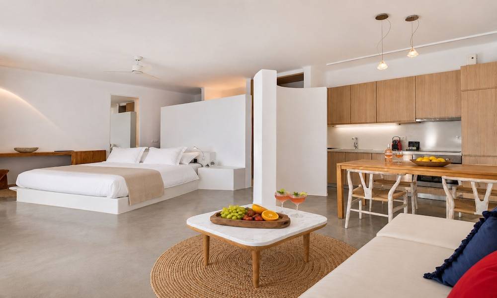 Santorini Heights 2