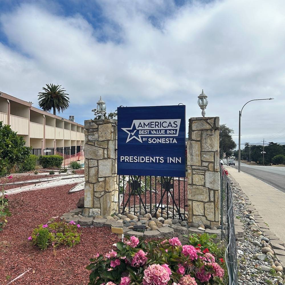 Americas Best Value Presidents Inn on Munras 1