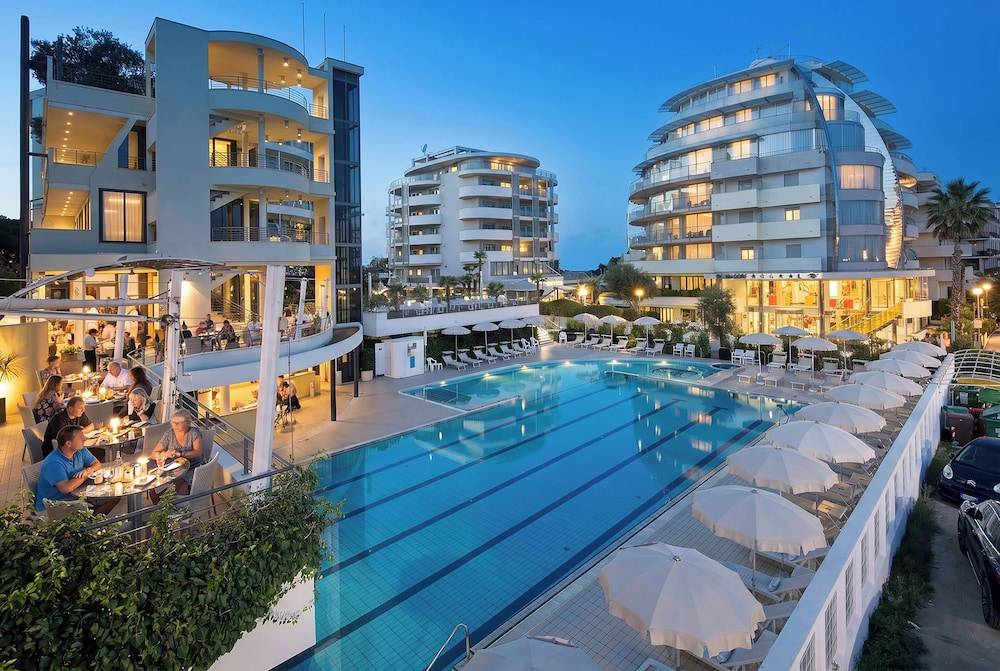 Hotel Premier & Suites - Premier Resort 1