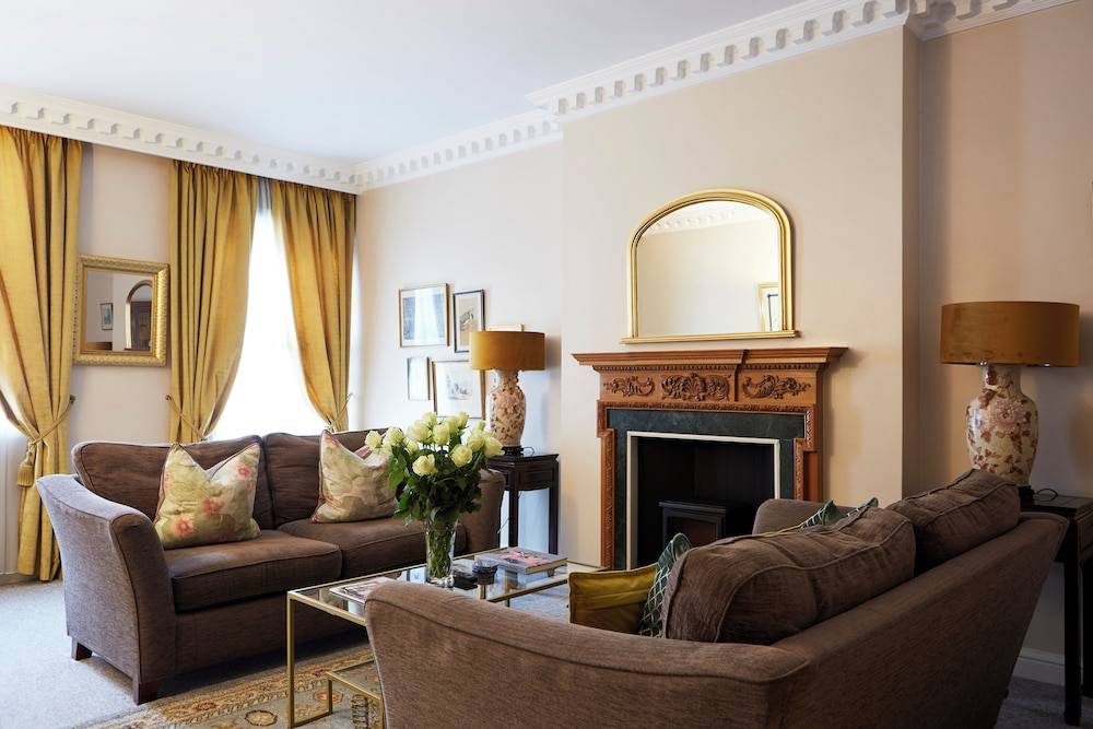 9 Hertford Street Mayfair 1
