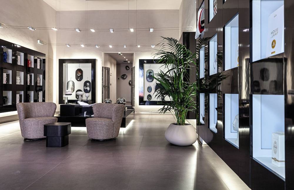 RH Lifestyle Rooms & Suites 2