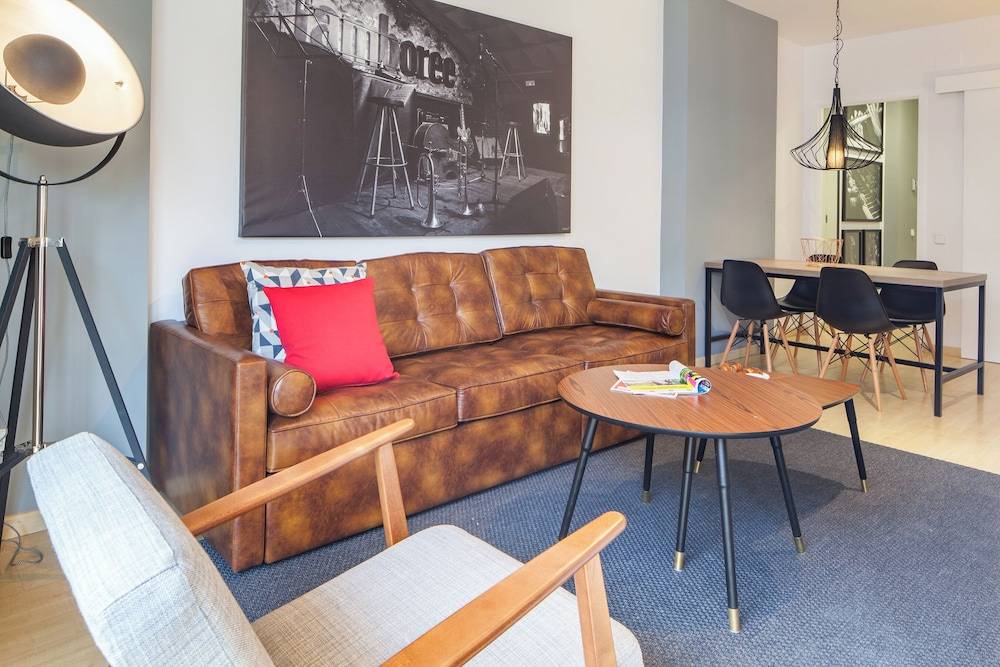 Habitat Apartments Hot Jazz 1