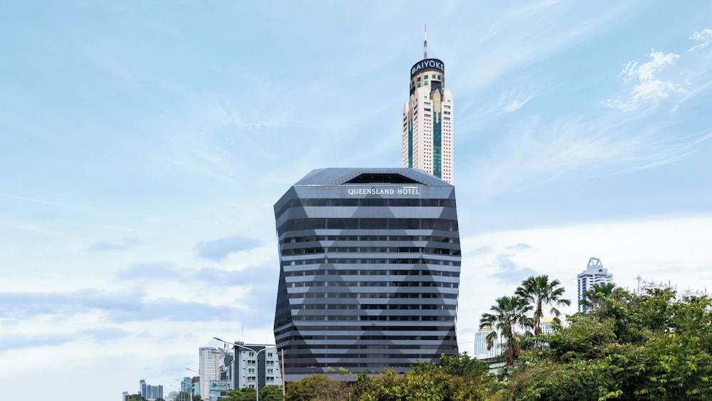 Queensland Hotel Bangkok 1
