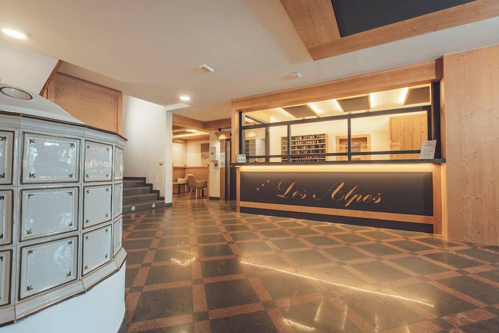 Aparthotel Des Alpes 2