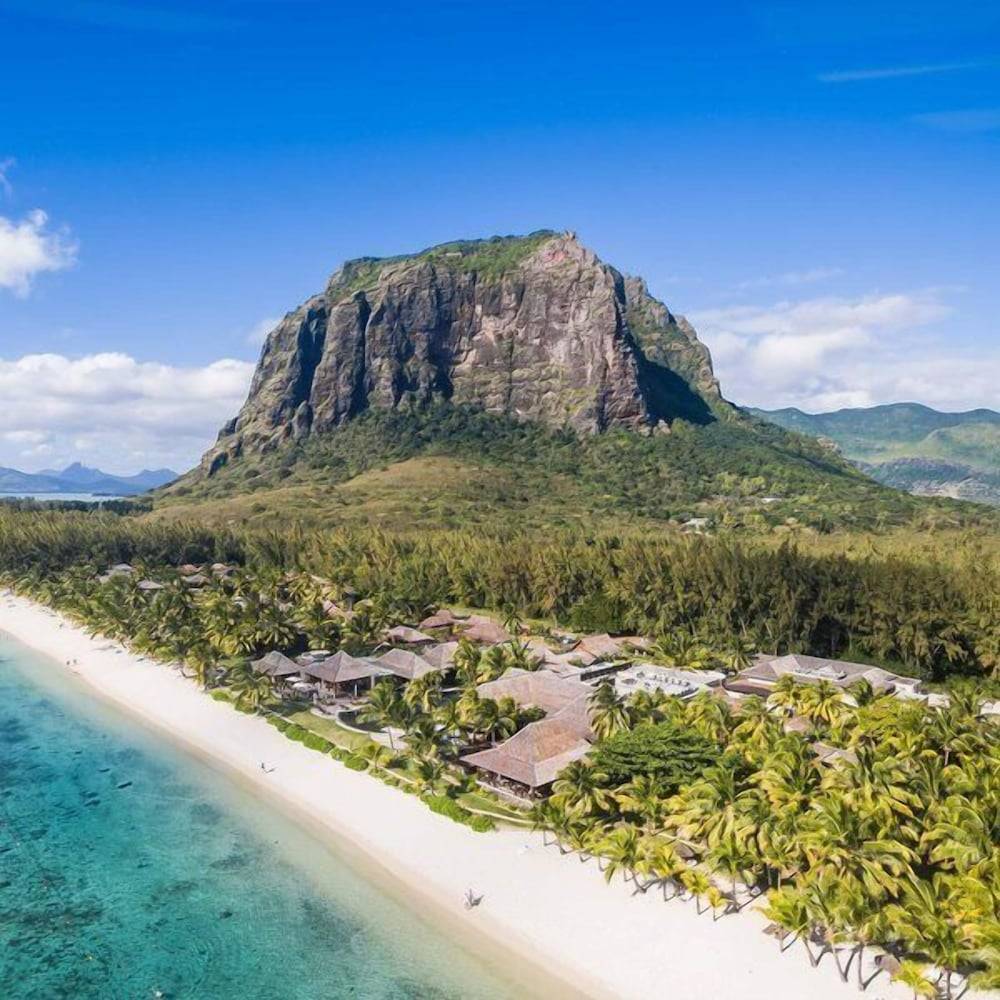 LUX* Le Morne Resort 1