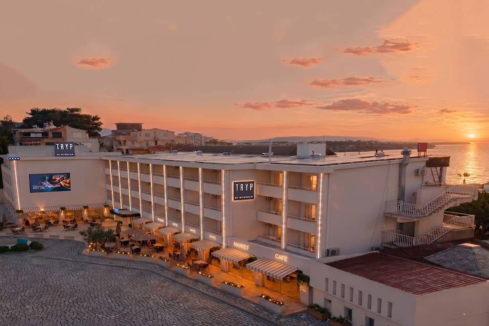 TRYP by Wyndham Didim 1