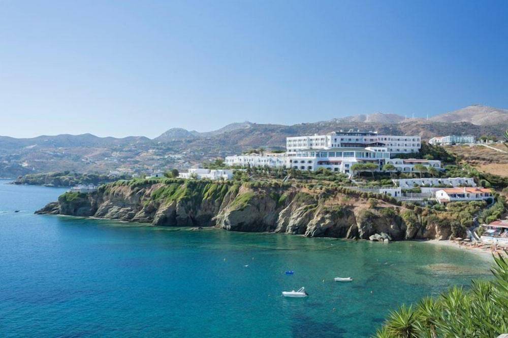 Peninsula Resort & Spa 1