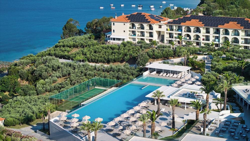 Akrathos Beach Hotel 1