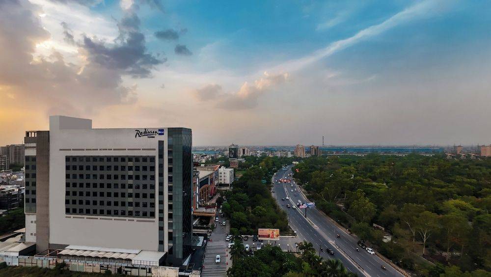Radisson Blu Towers Kaushambi Delhi NCR 1