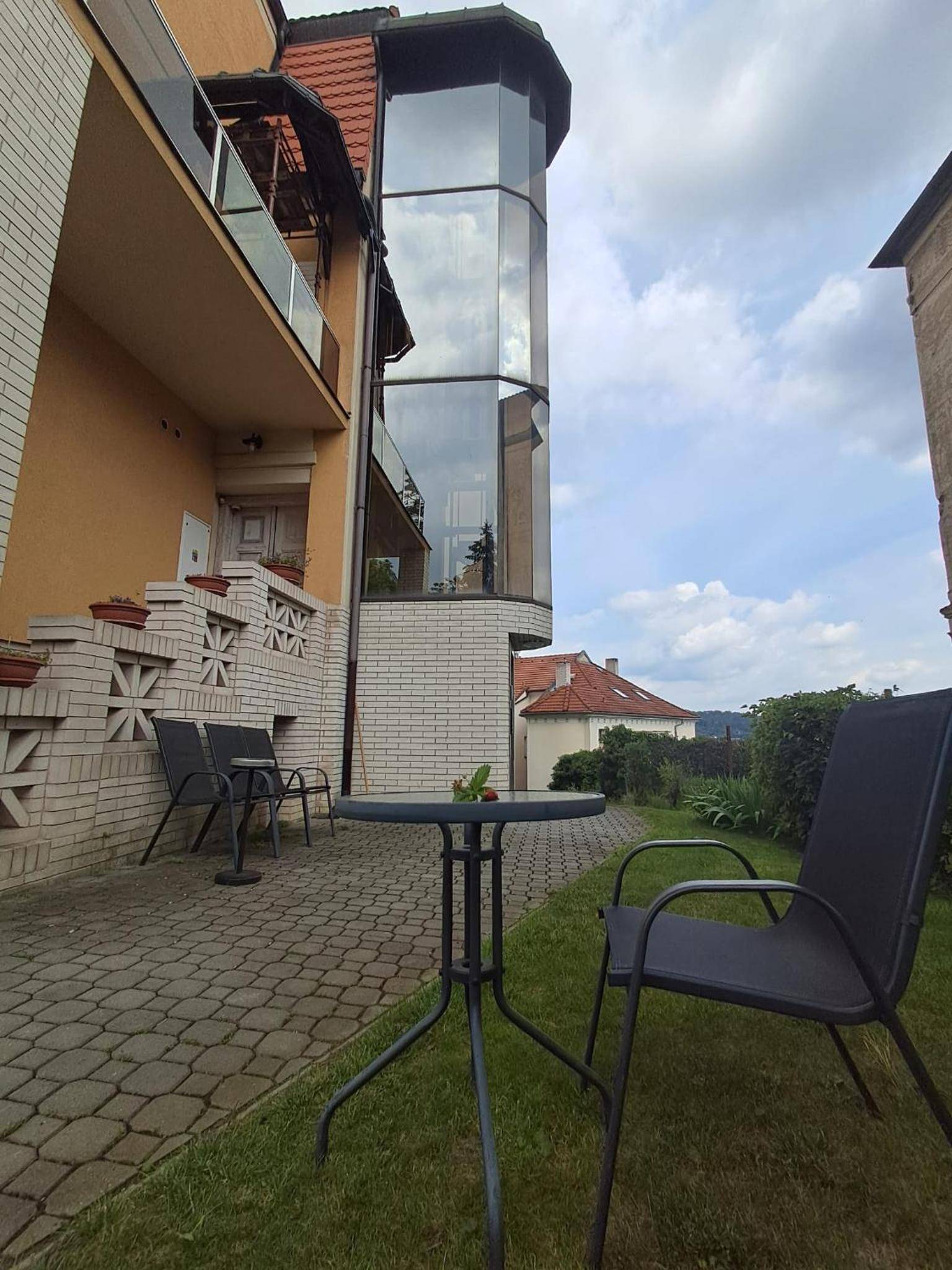 Hotel Garni Rambousek 2