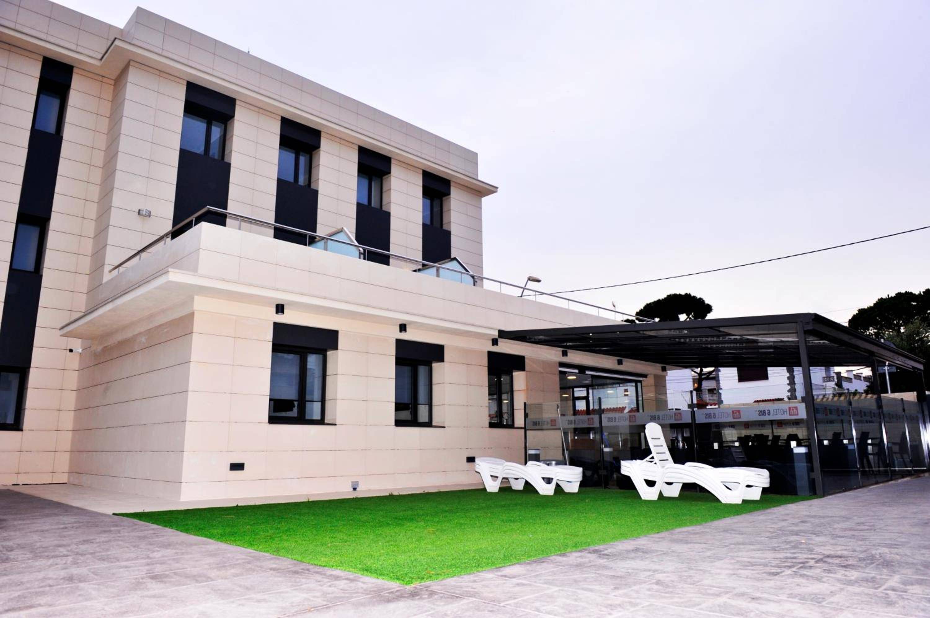 6 Bis HOTEL 2