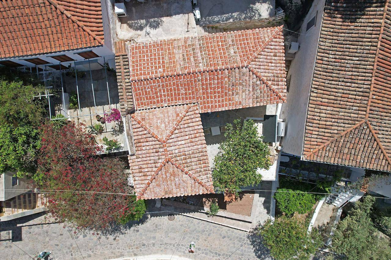 Douskos Citrus Apartments Hydra 2