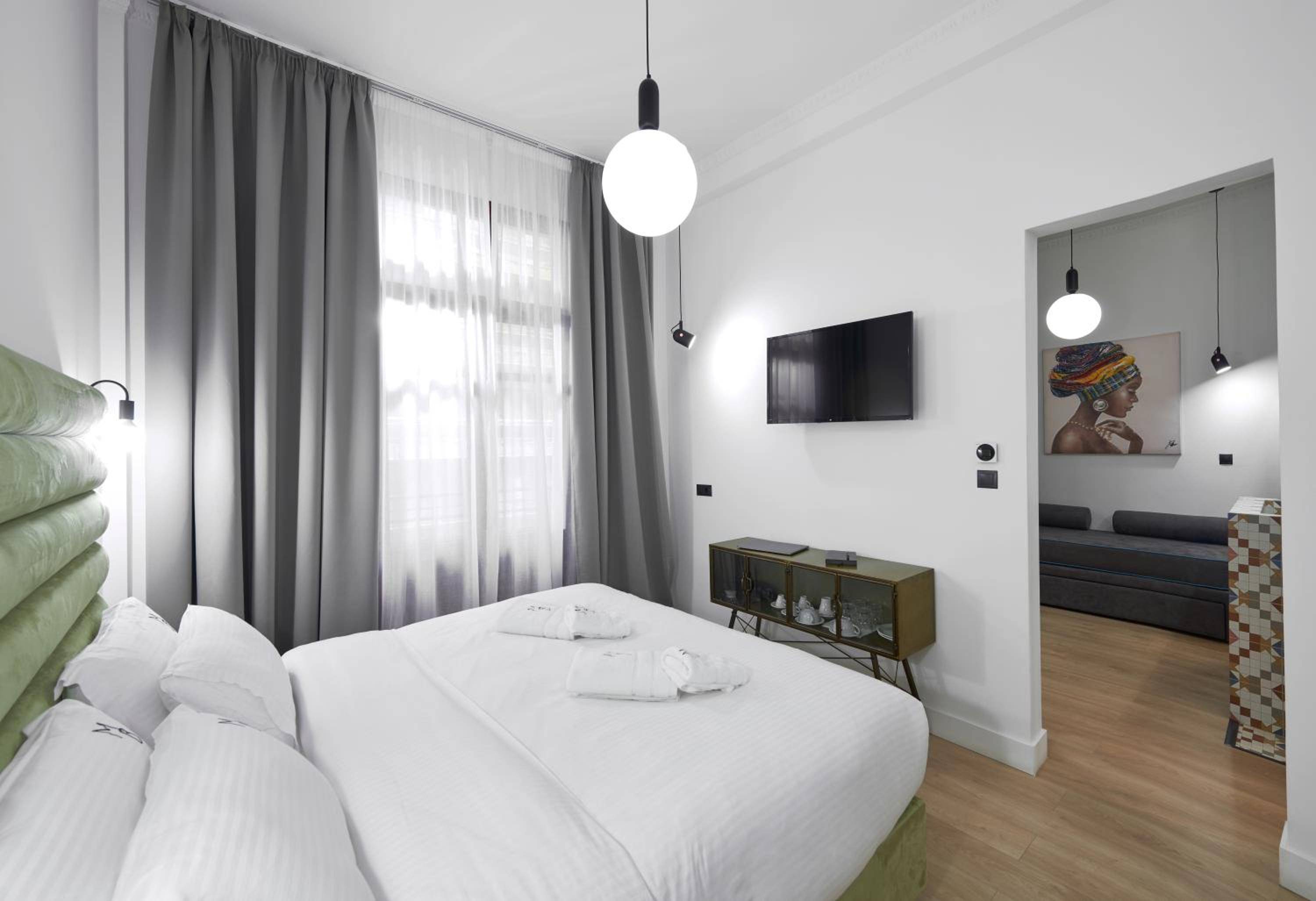 The Maroon Bottle Hotel 1