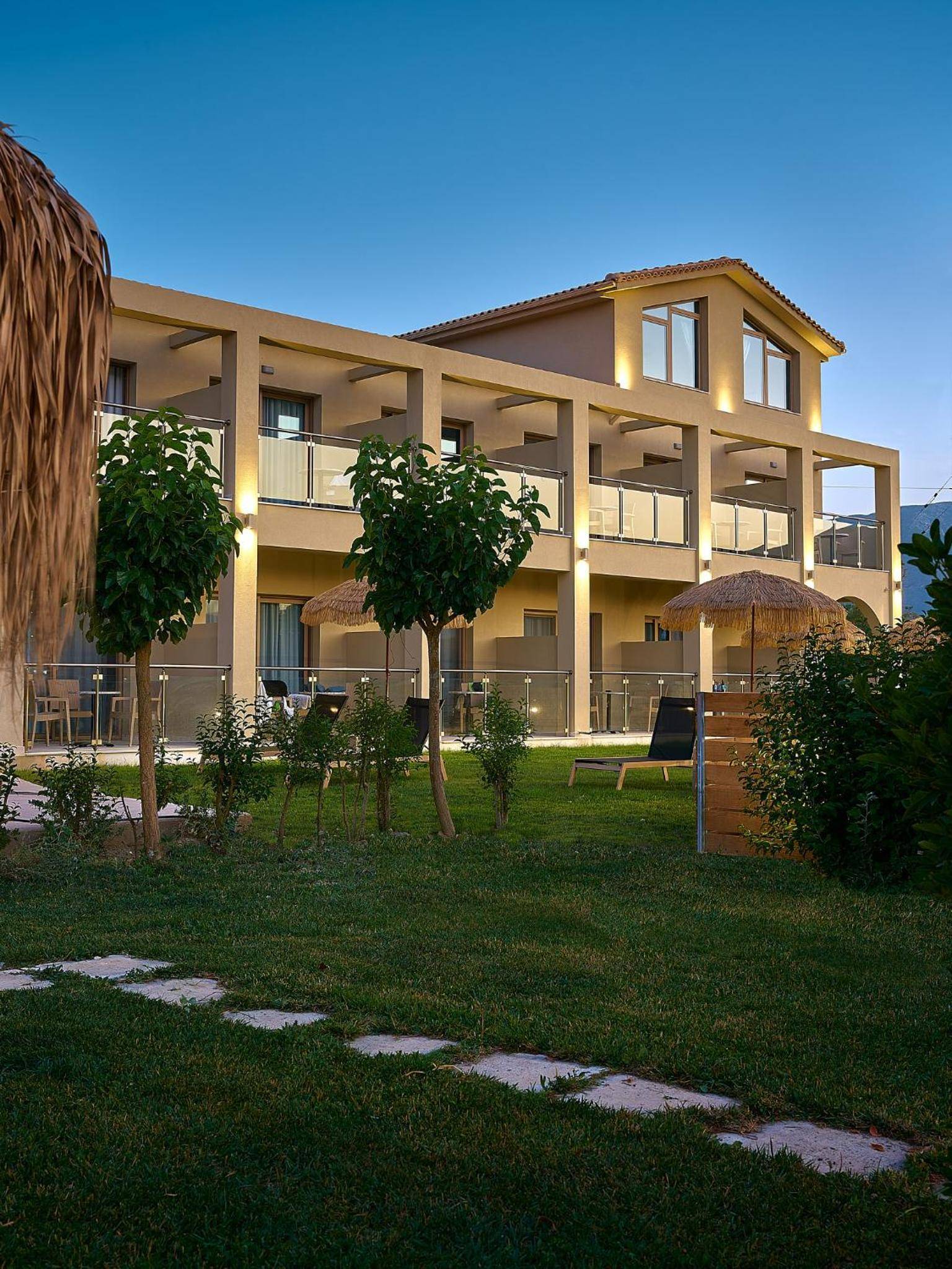 Grapevines Hotel 2