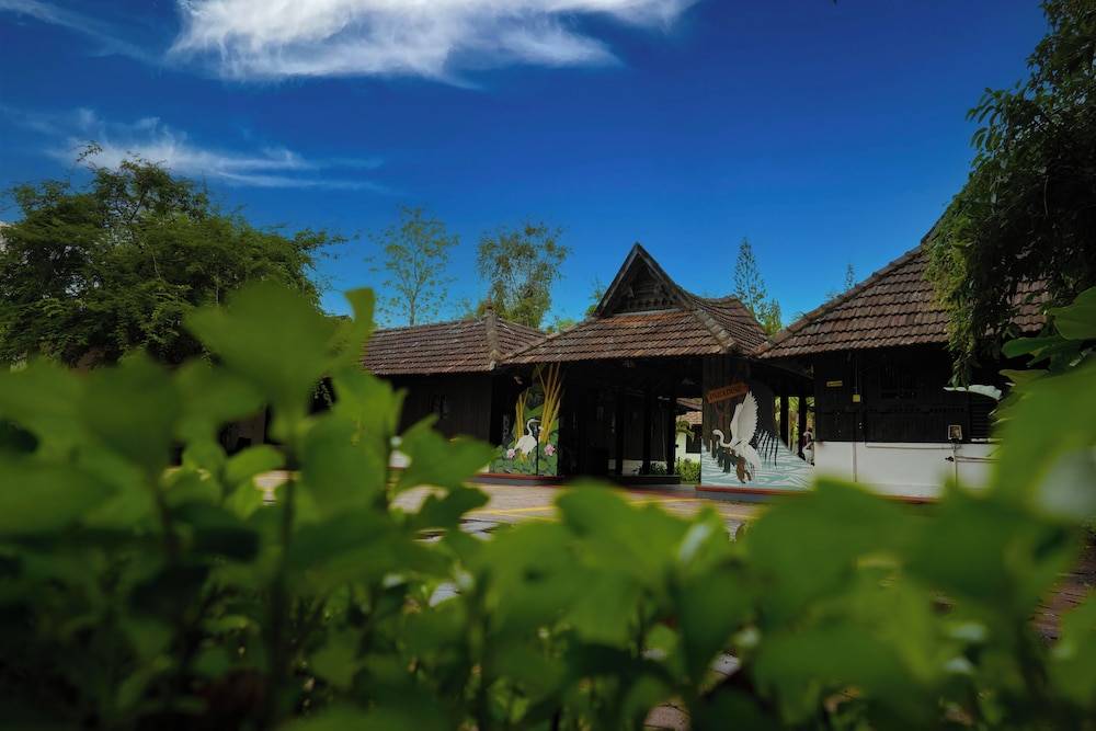 Paradise Heritage Resort 2