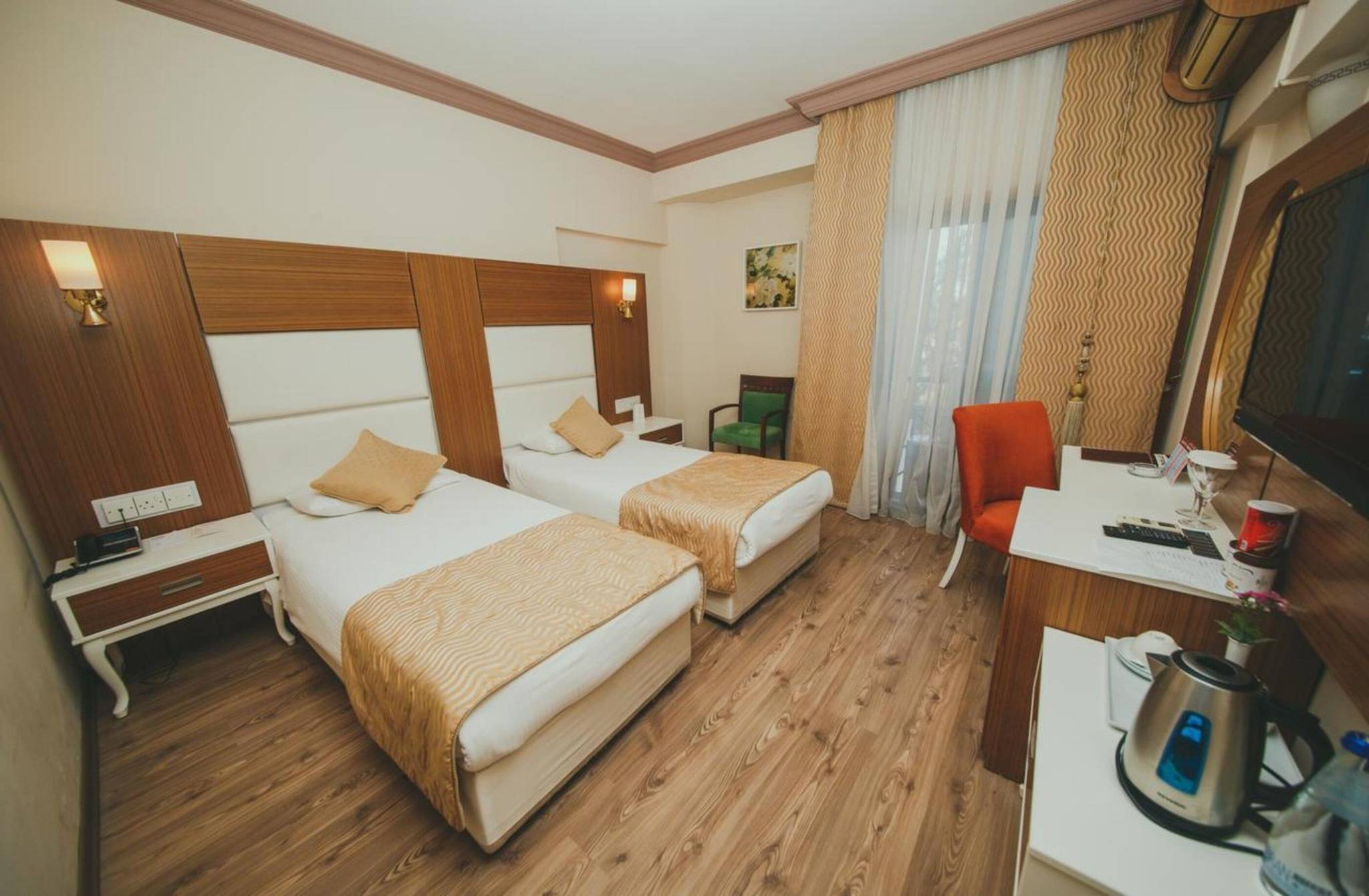 City Royal Hotel 1