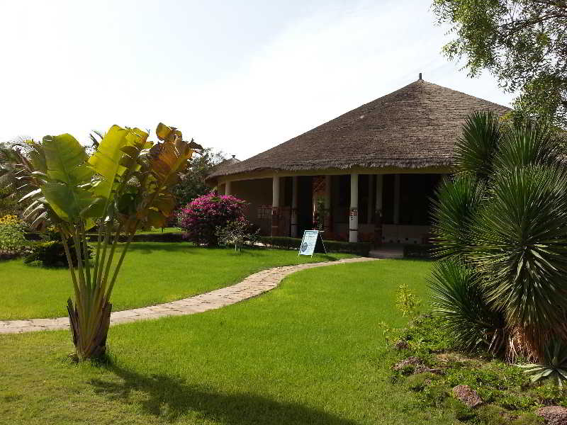 Royal Saly 1
