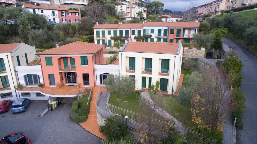 Baia Blu RTA Residence 1