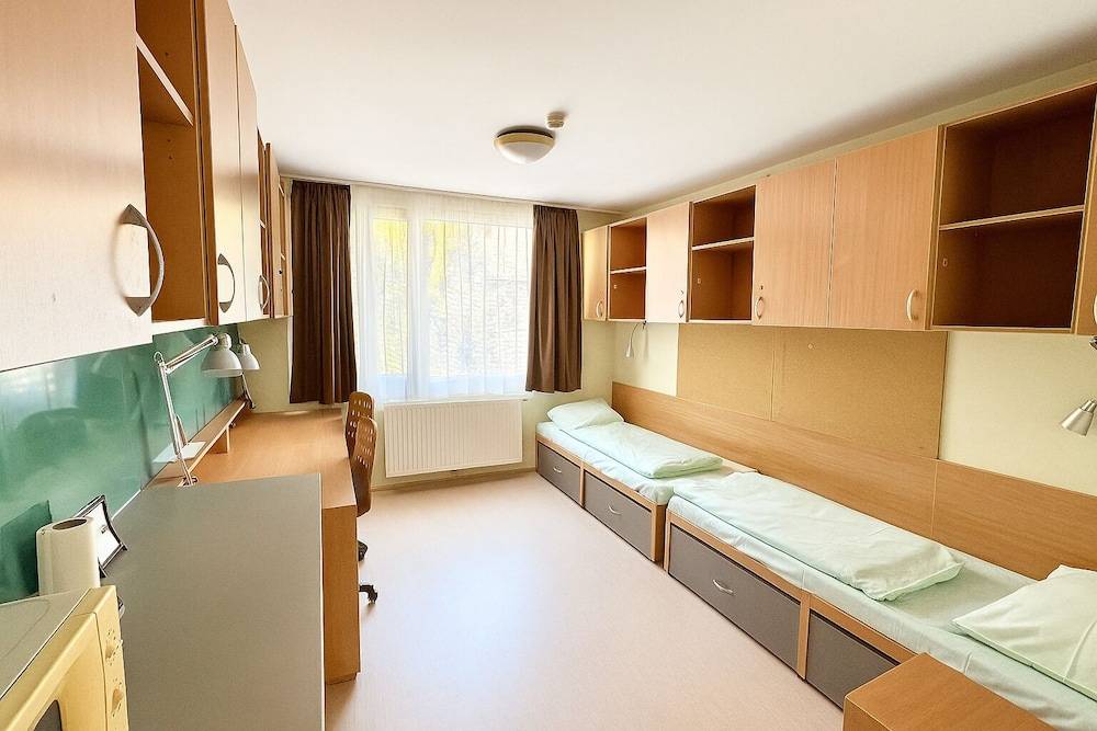 UrbanNest Private Hostel Rooms 1