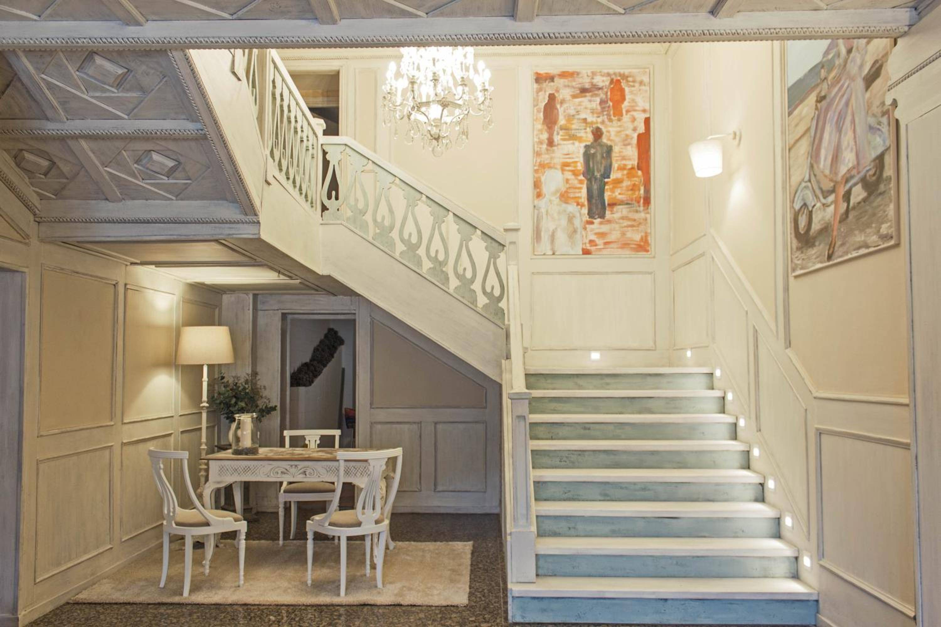 Ares Hotel 1