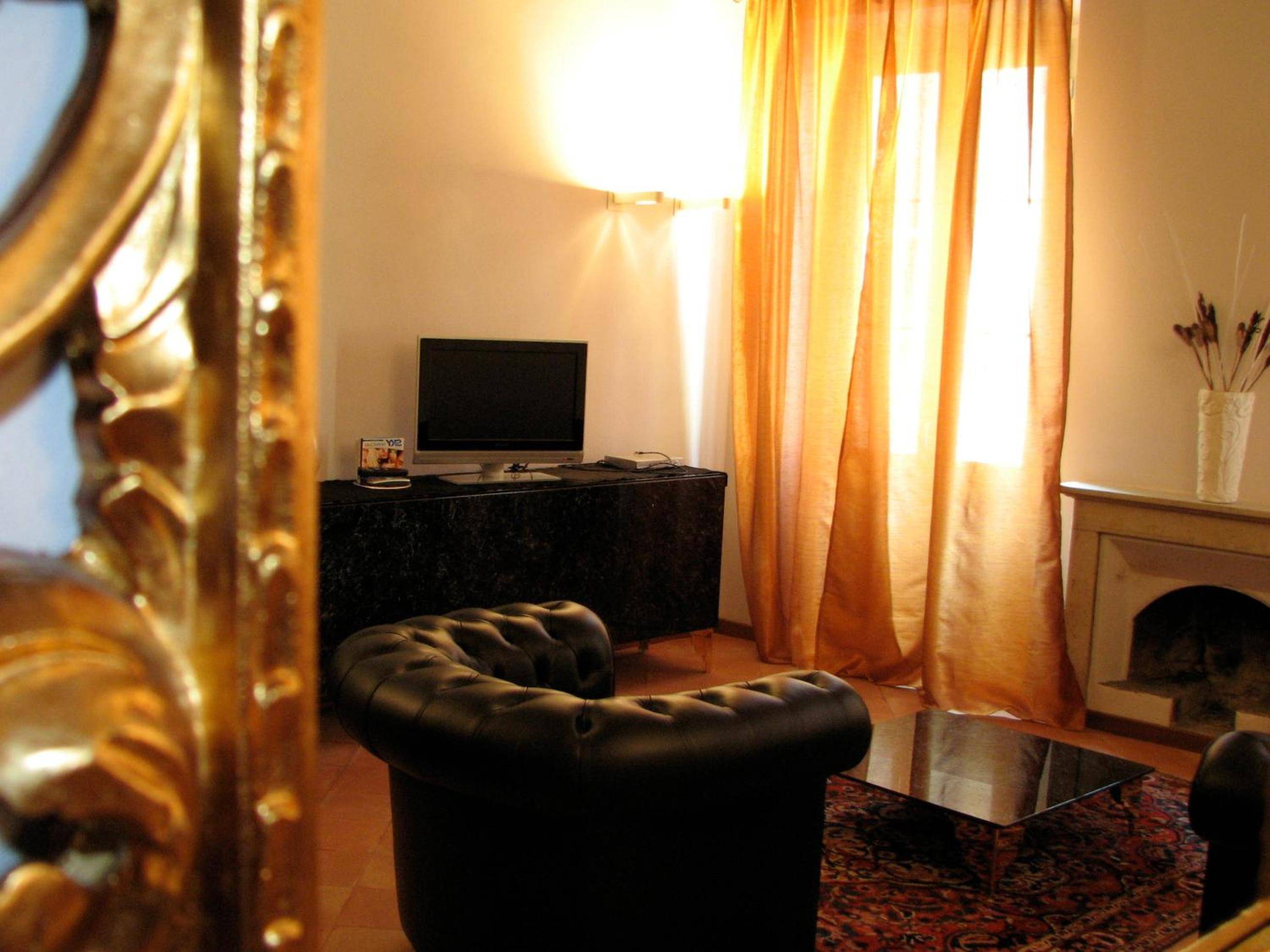 Parizzi Suites&Studio Restaurant 2