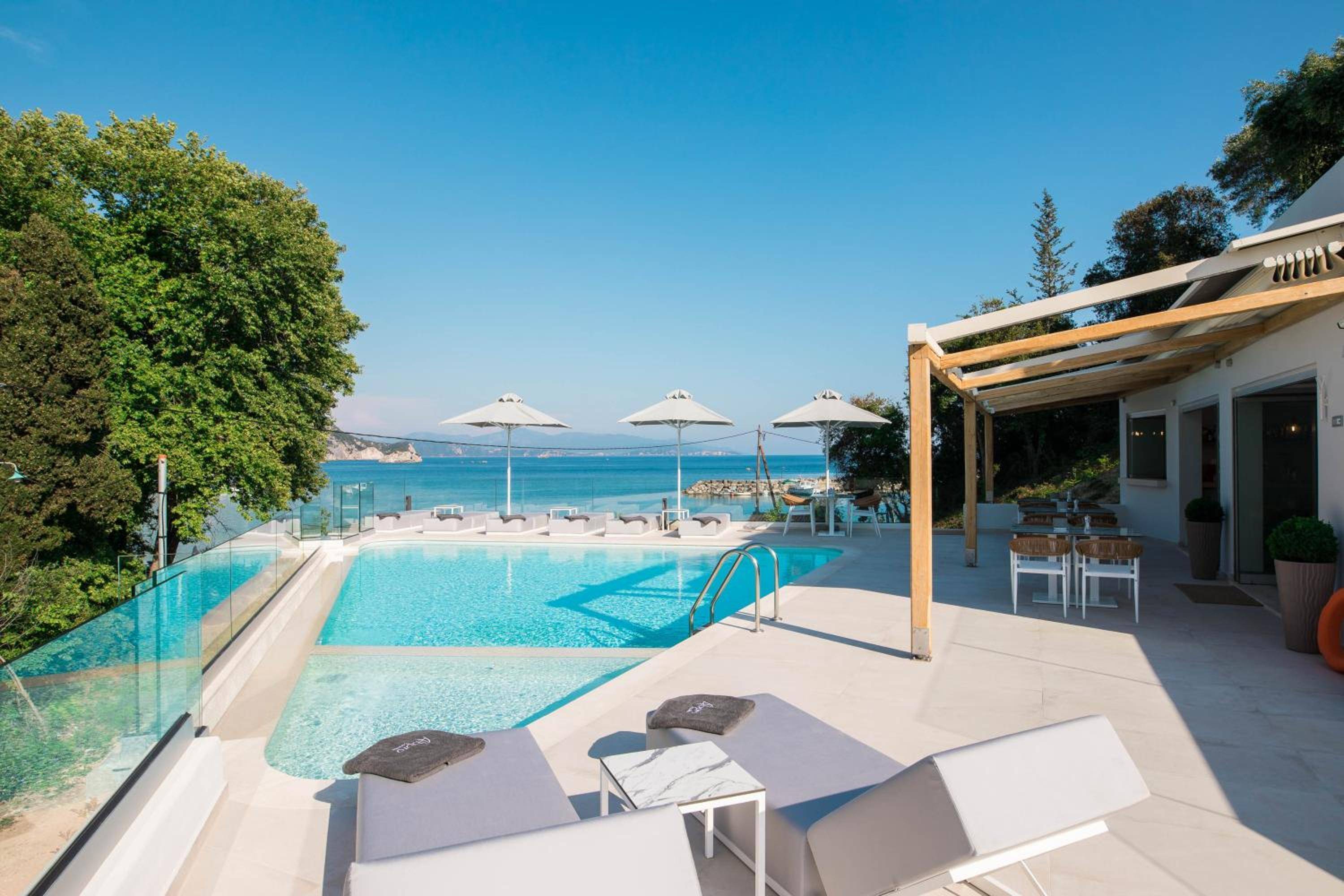 Alboro seaside suites 1