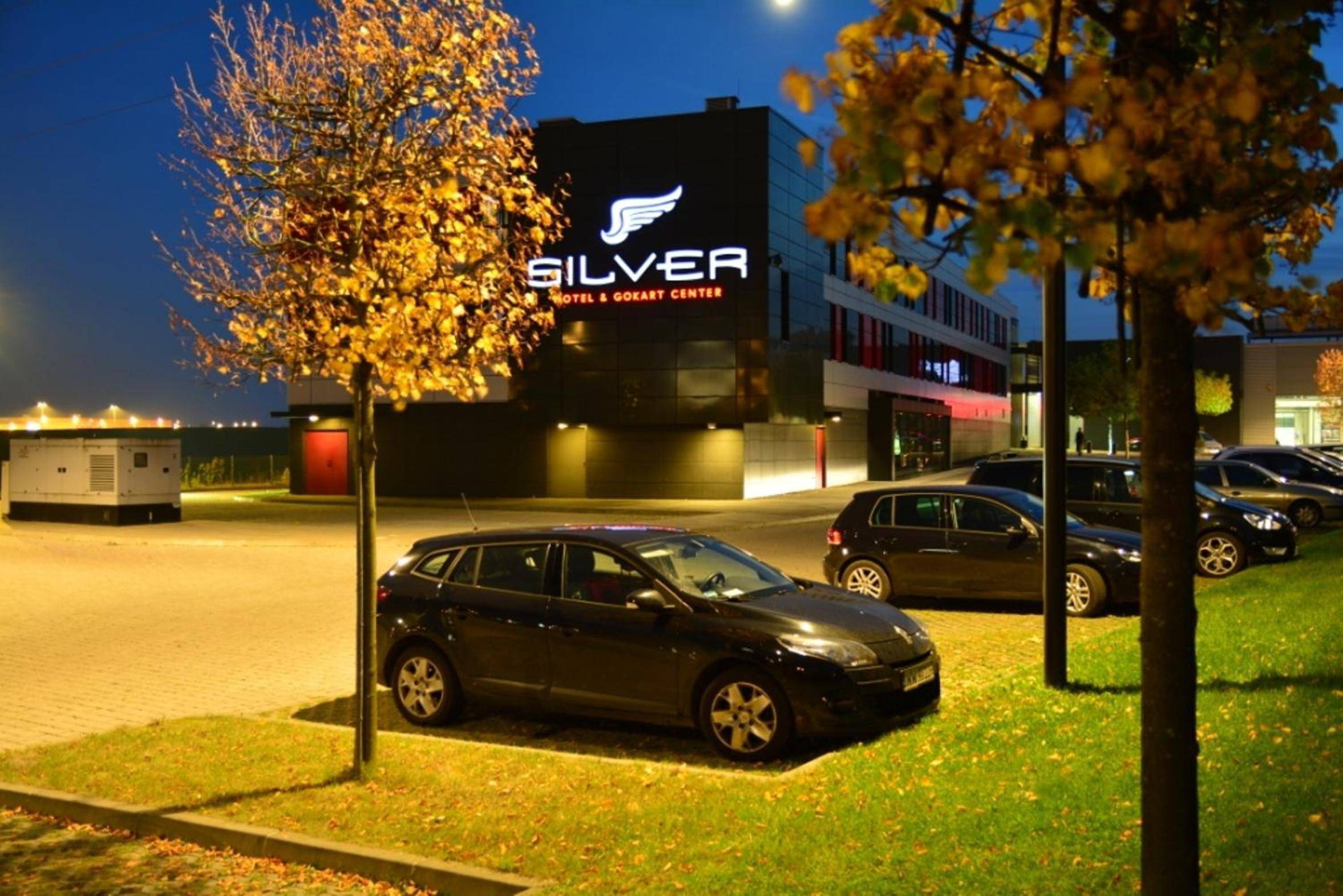 Silver Hotel & Gokart Center 1