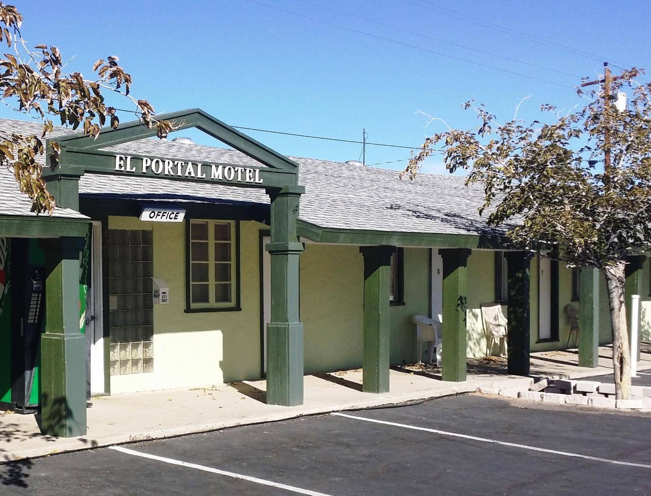 El Portal Motel 1