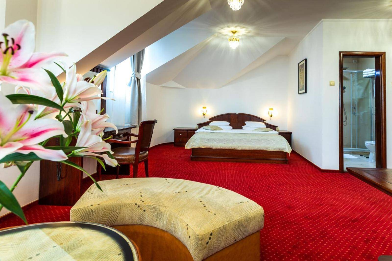 Garni Hotel Royal Crown 2