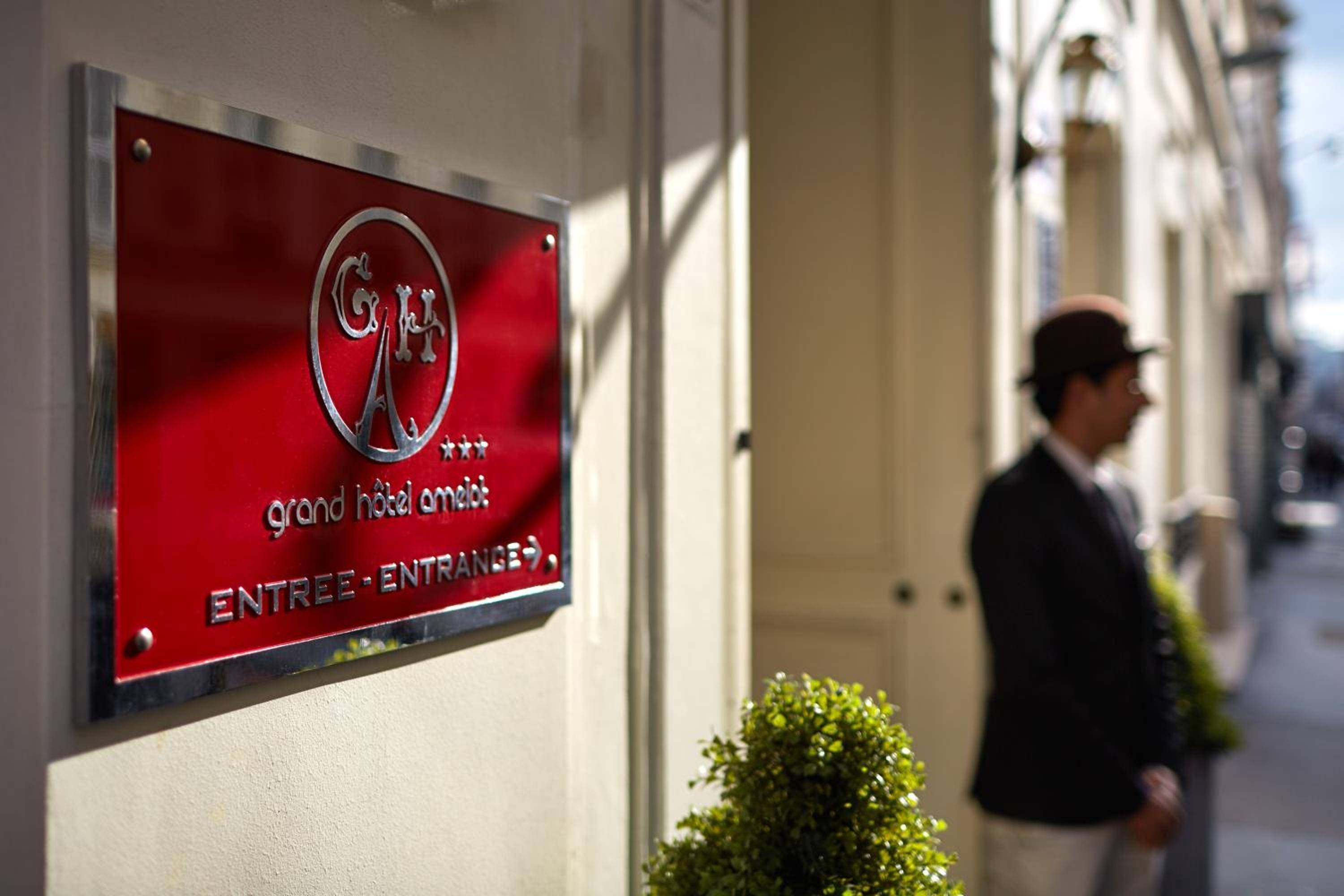 Grand Hôtel Amelot 1