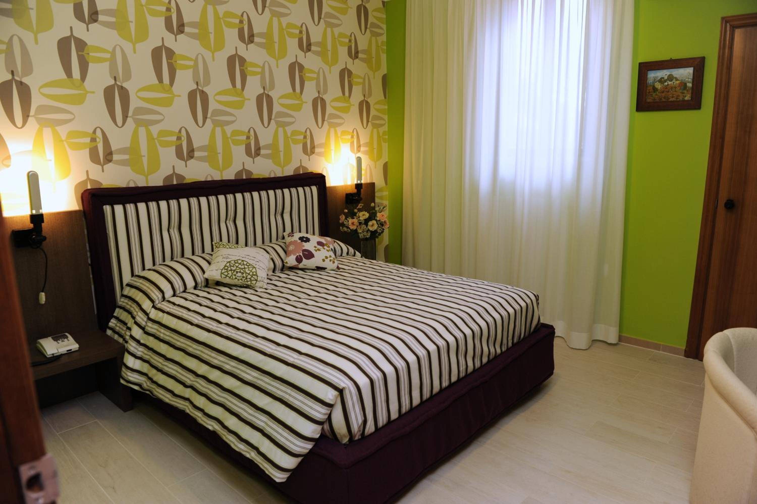 Hotel Tropical 1