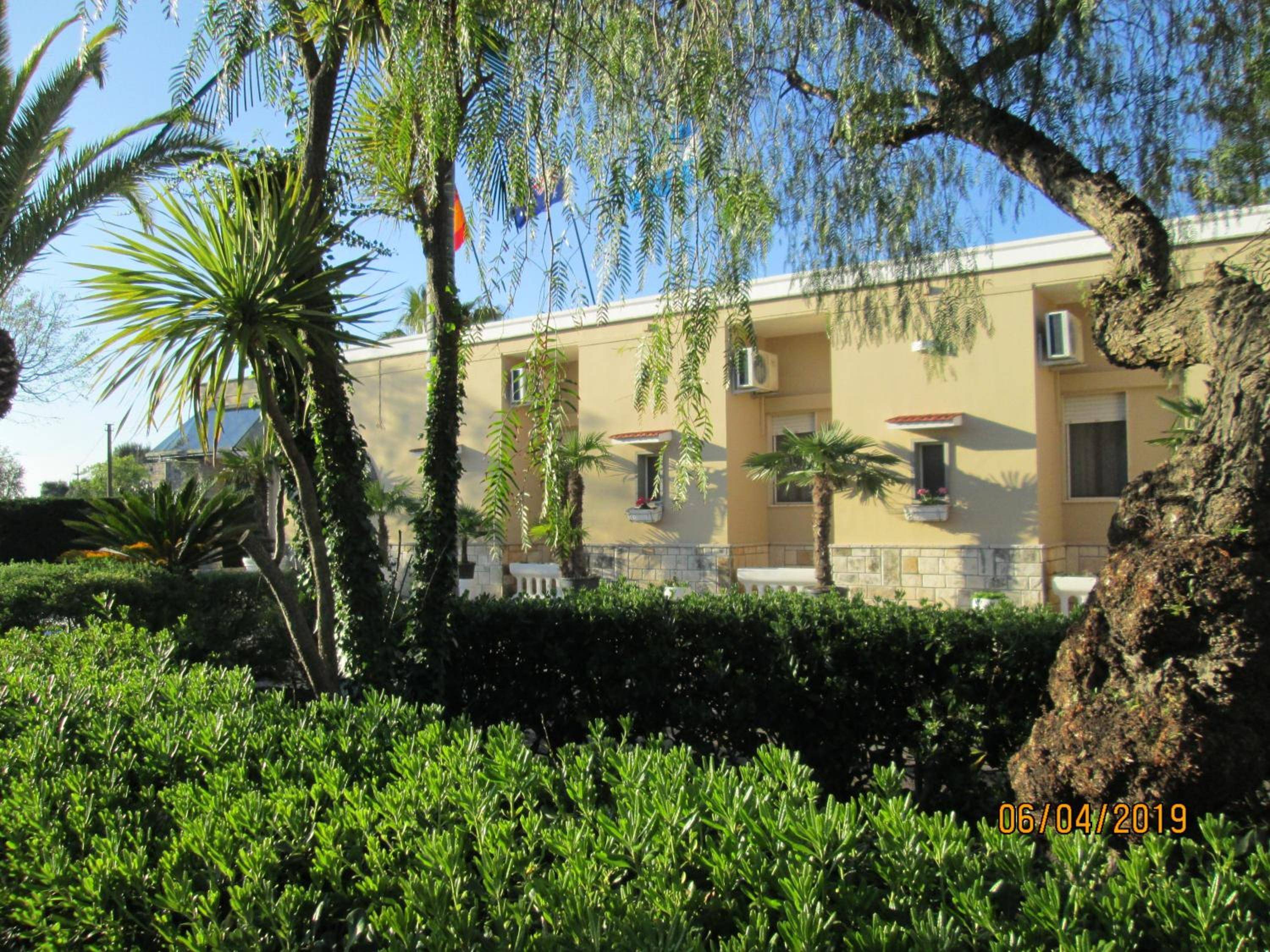 Hotel Tropical 2