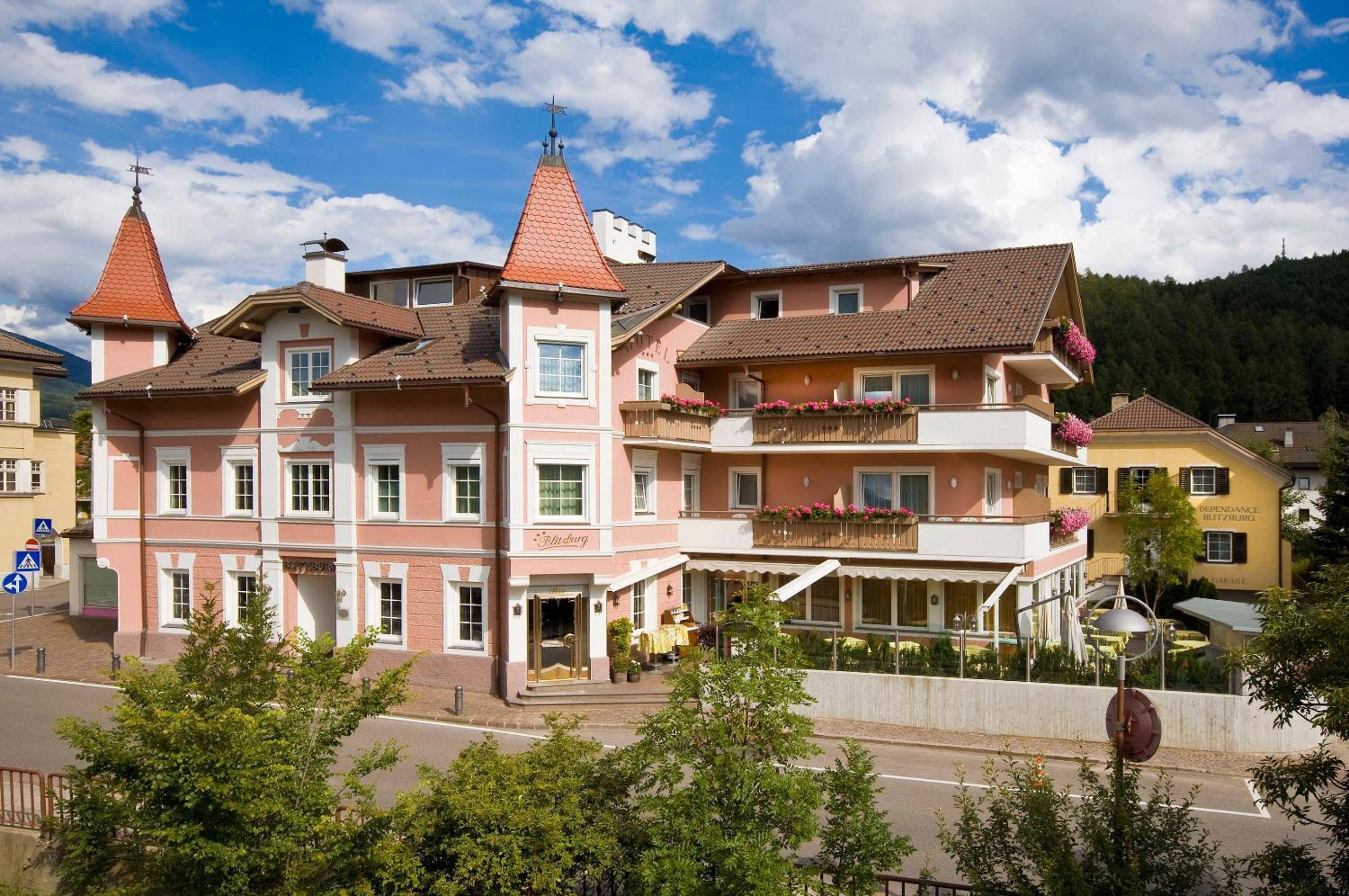 Hotel Blitzburg 1