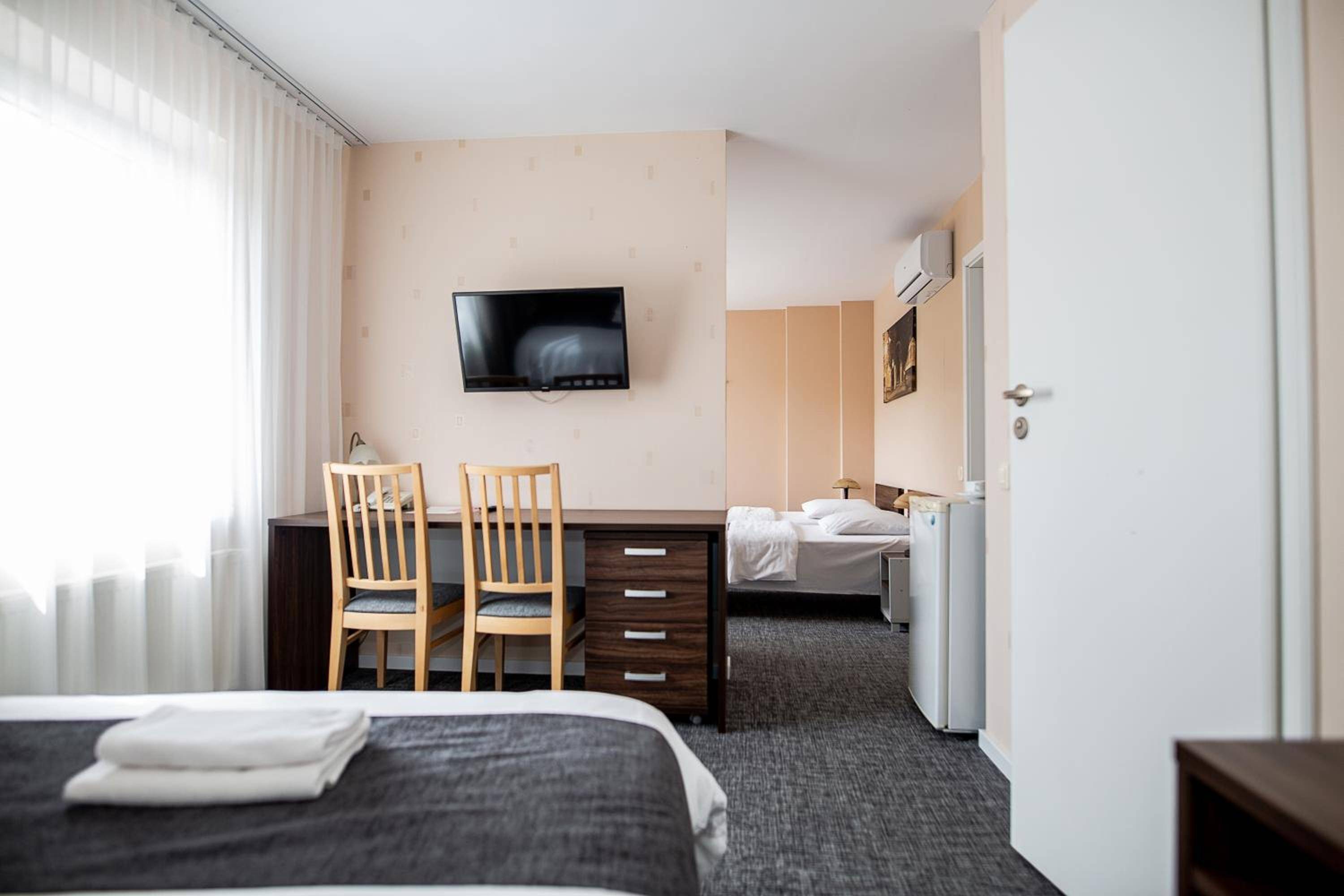 Hotel Tomas 2