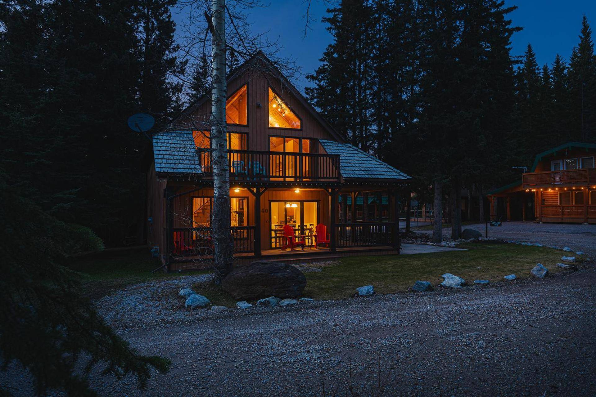 Overlander Mountain Lodge 2
