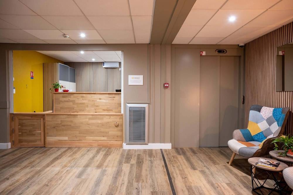 Comfort Aparthotel Besancon La City 2