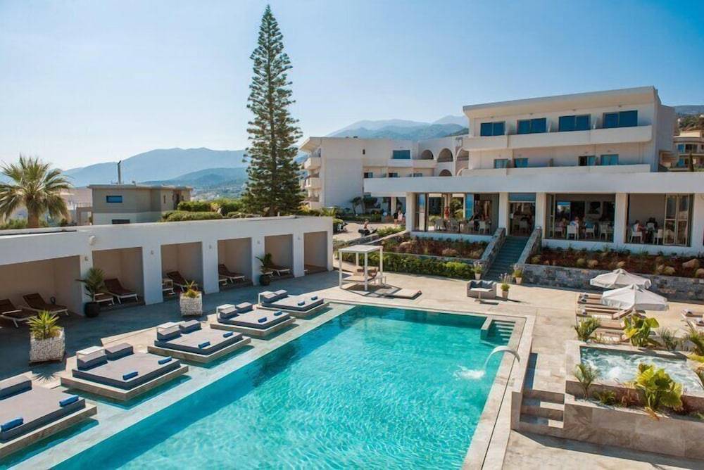 Hotel Matheo Villas & Suites 1