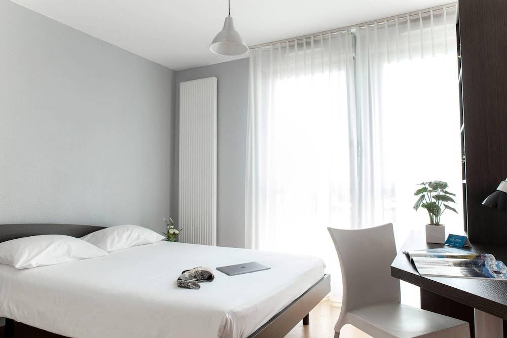 Comfort Aparthotel Besancon Hauts du Chazal 1
