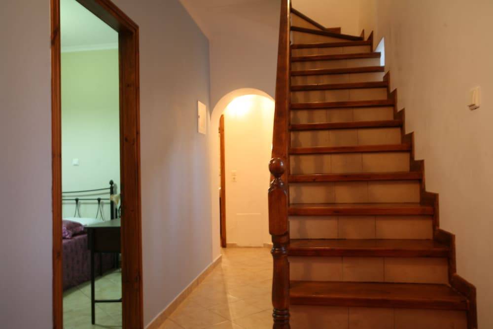 Villas Goudis 2