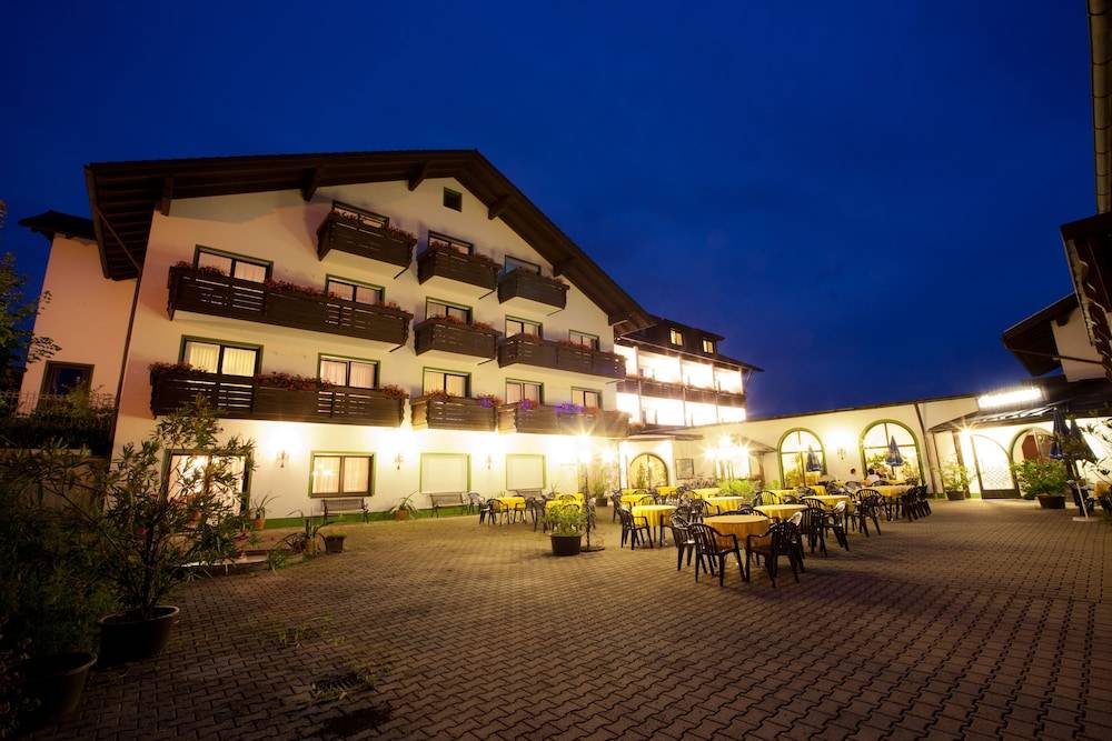 Urlaubshotel Binder 1